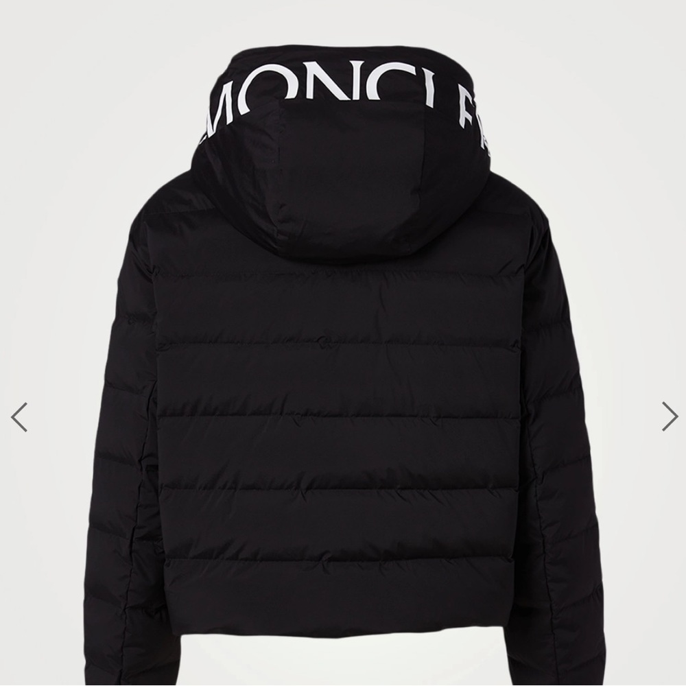 MONCLER Matt black down anwar jacket. Short style.